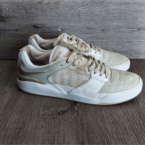 Nike SB Ishod Wair Premium Skate Shoes Varsity Stone Khaki Mens 11